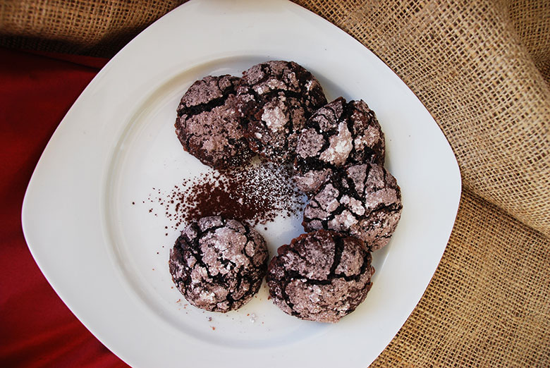 Mexican Hot Chocolate Crackle Cookies